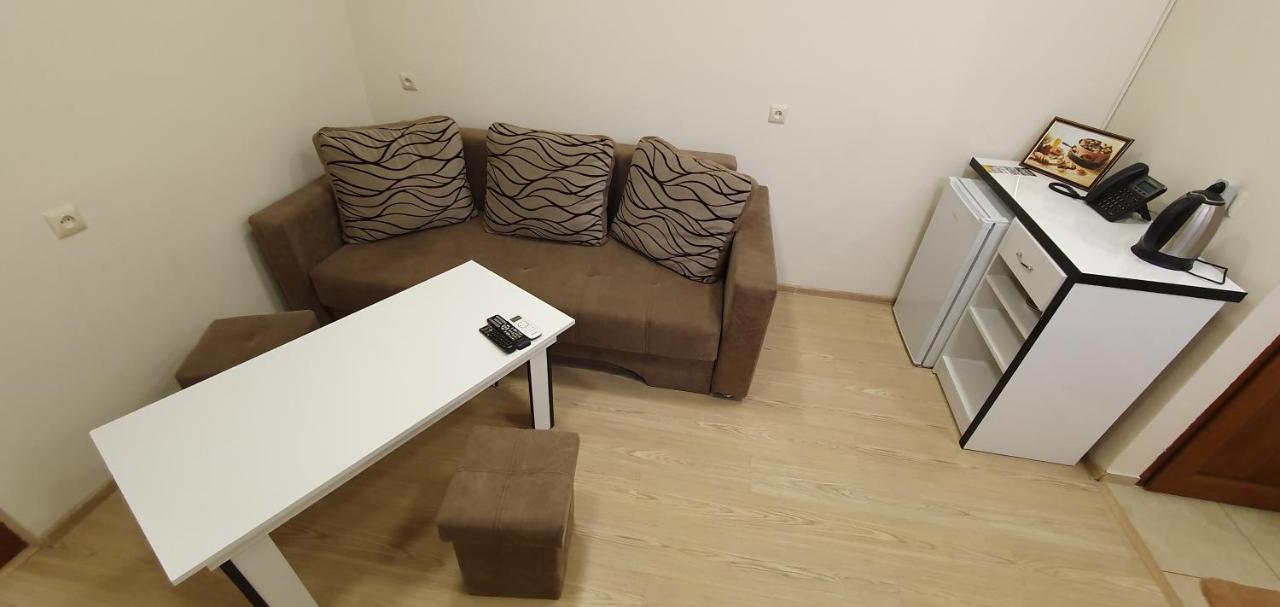 Tempus Hotel-Hostel Єреван Екстер'єр фото